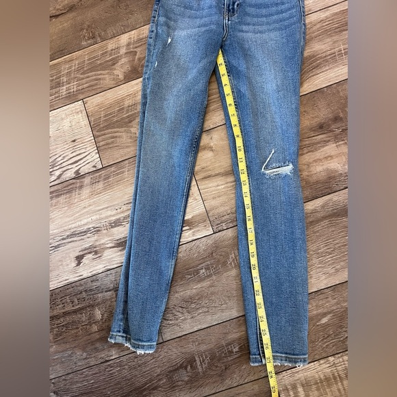 Zara Jeans - Picture 5 of 6